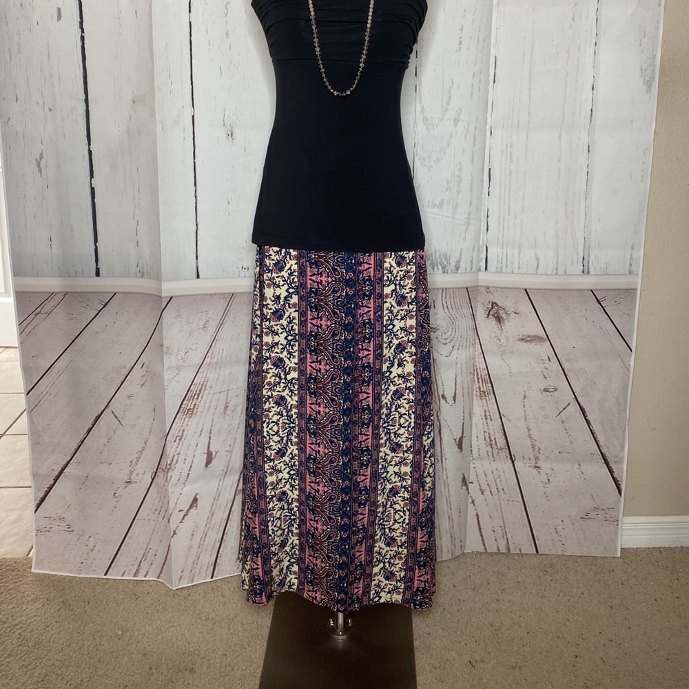 Floral Maxi Skirt - Picture 11 of 16
